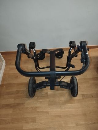 Carrito bebé Concord Neo color naranja  y marrón.