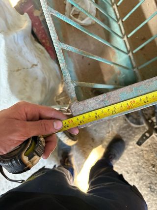 Comedero ovejas - Metal - Resistente