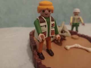 Playmobil Arqueólogos Dinosaurio FF