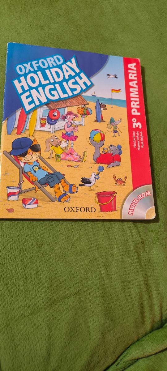 Holiday English 3.º Primaria. Student's Pack 3rd