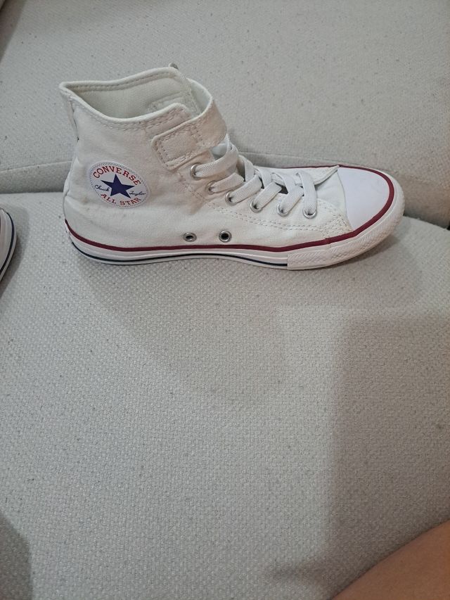 Converse blancos c/cierre