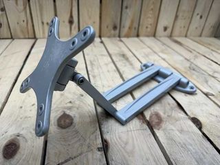 SOPORTE UNIVERSAL PARA PANTALLA