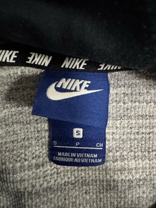 Chaqueta Nike SB gris talla S