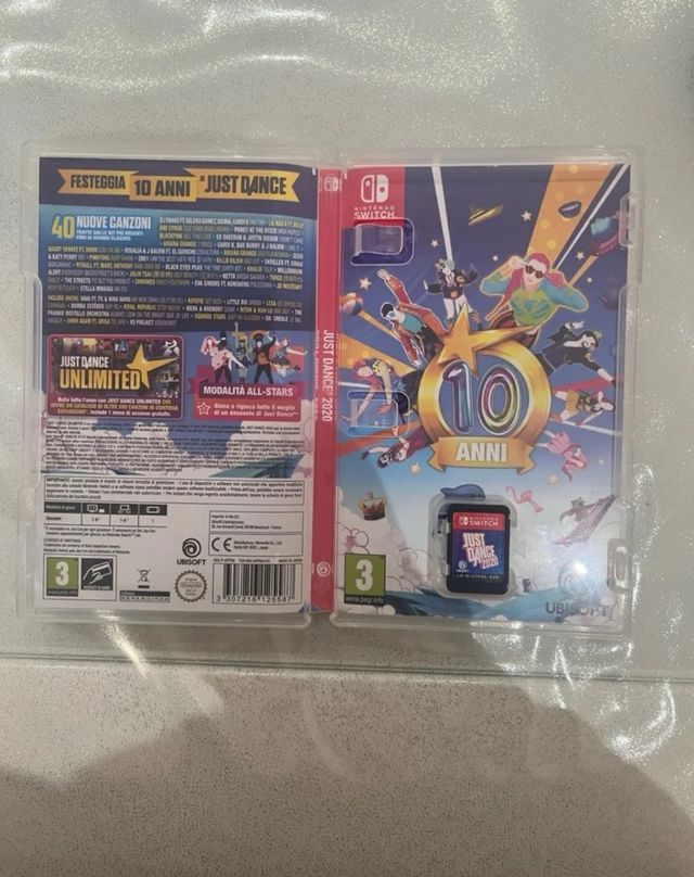 Nintendo Switch Azul-Rojo + Just Dance 2020