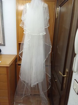 Vestido novia  con velo talla 42