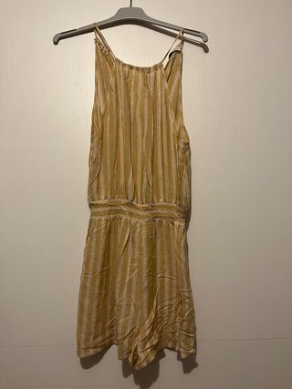 Mono corto rayas Bershka beige