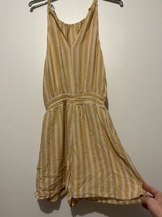 Mono corto rayas Bershka beige