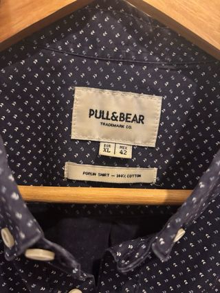 Camisa Pull&Bear azul estampada