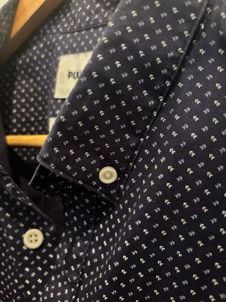 Camisa Pull&Bear azul estampada