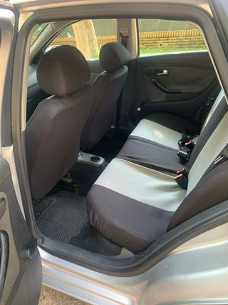 SEAT Cordoba 2004