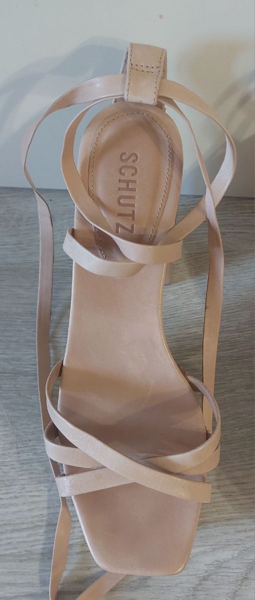 Sandálias plataforma Schutz bege 35