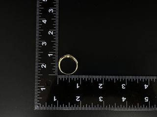 anillo oro 18k con piedra con circonita