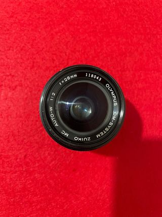 Unico Olympus Zuiko 28mm f/2 Gran Angular Auto-W