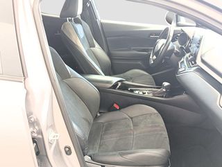 TOYOTA C-HR CH Toyota C-HR - MY'21