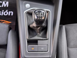 VOLKSWAGEN Golf Life 1.5 TSI 96kW (130CV)