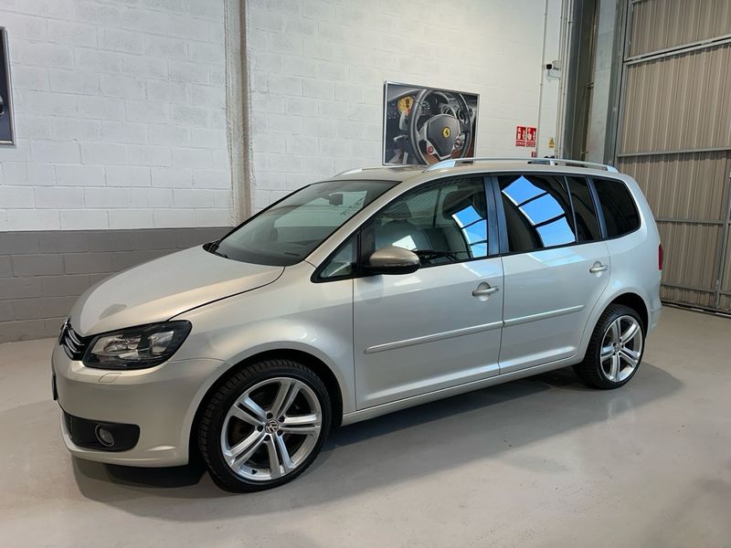 Volkswagen Touran 2.0 TDI Sport 2011