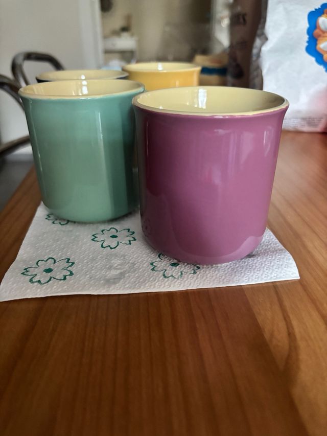 4 Tazze Vintage Colorate