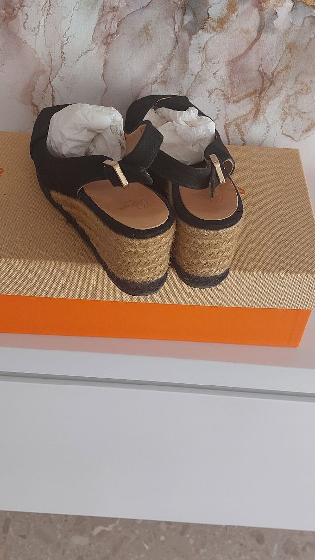 ALPARGATAS CASTAN̈ER NUEVAS