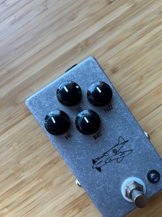 Pedal JHS Fuzz Firefly