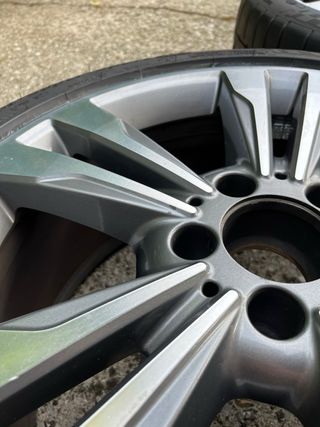 Cerchi lega Mercedes-Benz 18’’ + Gomme Michelin