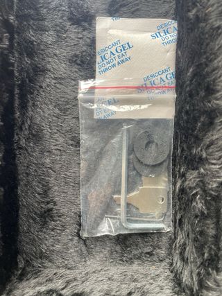 Bajo Squier Jazz Bass.