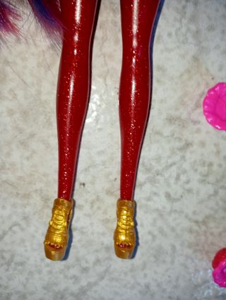 Barbie Color Reveal: capelli arcobaleno come nuova