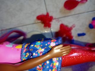 Barbie Color Reveal: capelli arcobaleno come nuova