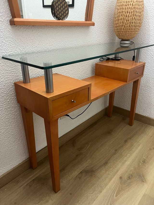 Mesita consola recibidor madera cristal