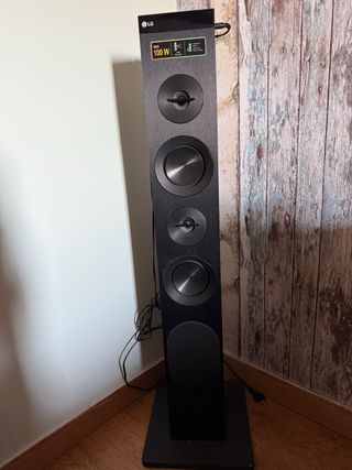 Barra sonido LG 100W Bluetooth
