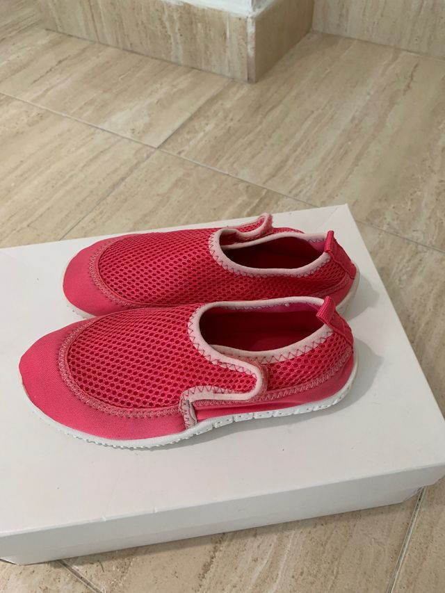 Zapatillas piscina niña rosa talla 34-35