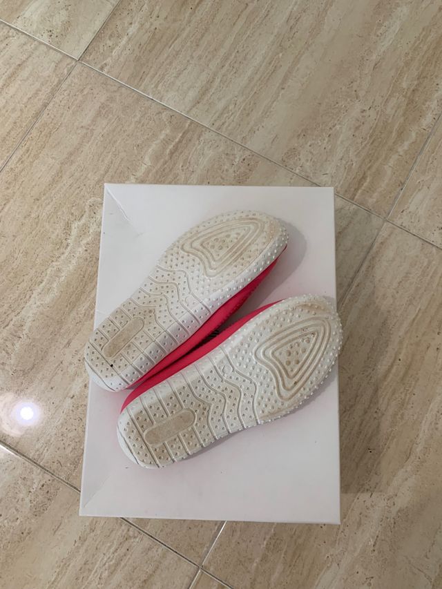 Zapatillas piscina niña rosa talla 34-35
