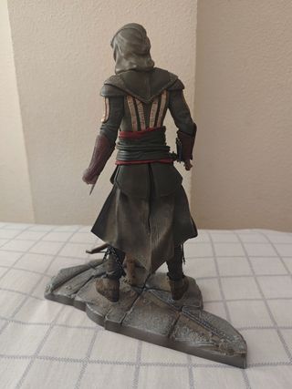 Figura Aguilar, Assassins Creed.
