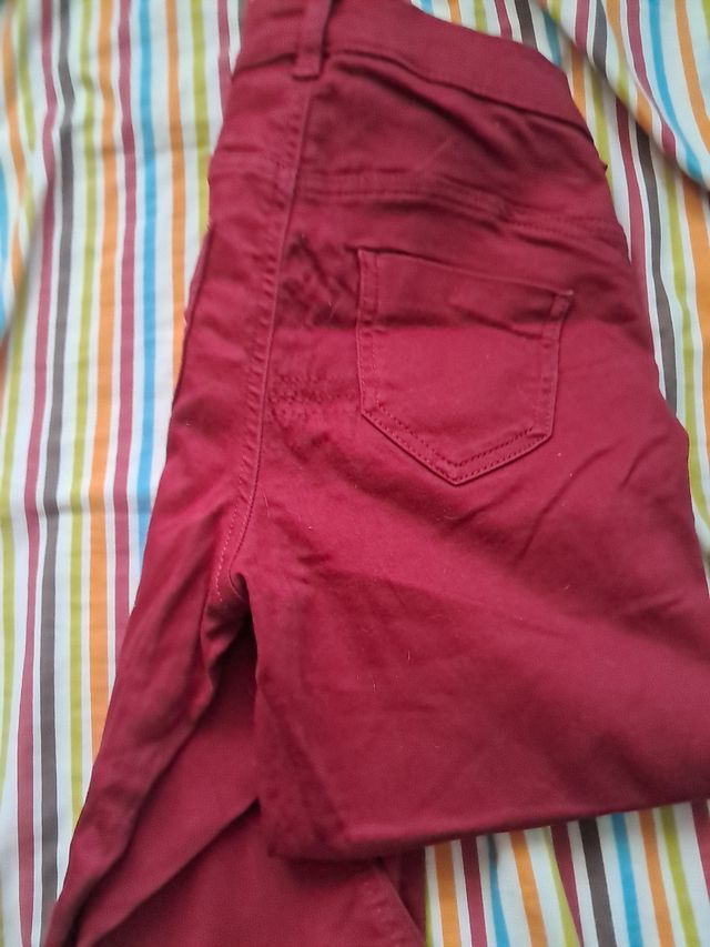 LOTE. Dos Pantalones Calzedonia Slim Feat y REGALO