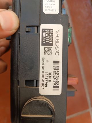 Caja fusibles Volvo REM H 12217799