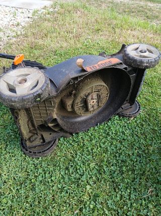 Cortacésped Worx estropeado