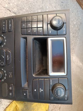 Radio CD Volvo XC90 - 30737973-1