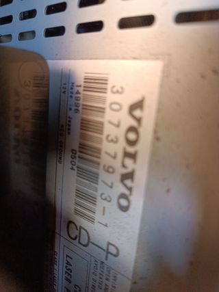 Radio CD Volvo XC90 - 30737973-1