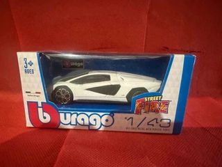 Lamborghini countach lpi 800 - 4 - 1:43
