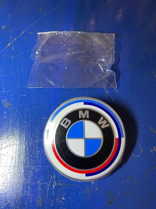 Logo BMW para capo