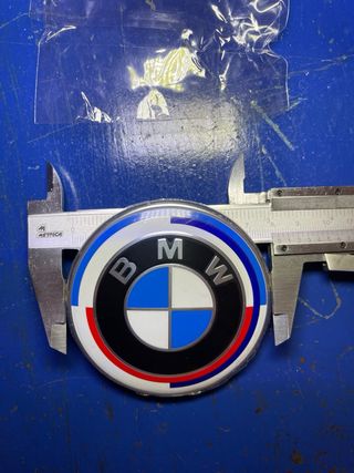 Logo BMW para capo