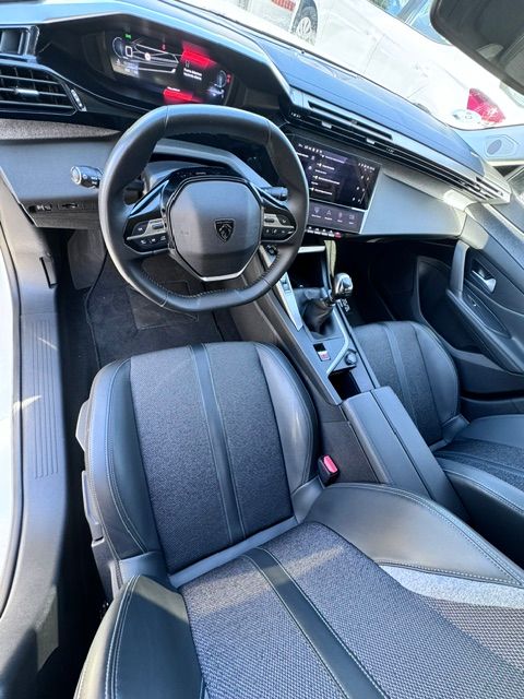 Peugeot 308 2023