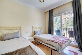 Casa pareada en venta en Calahonda en Mijas