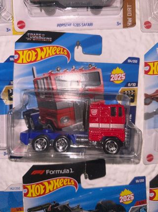 Hot Wheels Optimus Prime 2025