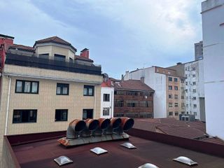 Oficina en alquiler en Zona Teatro Campoamor en Oviedo
