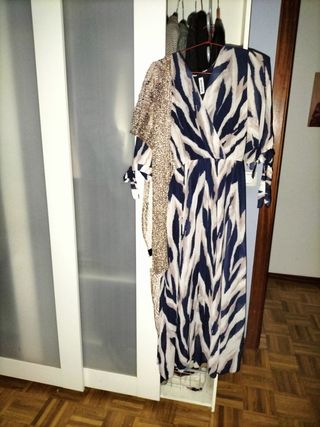 Vestido estampado cebra + fular