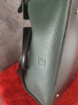 BOLSO PIEL 100 AUTÉNTICO Carolina Herrera 