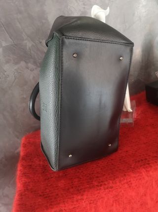 BOLSO PIEL 100 AUTÉNTICO Carolina Herrera 