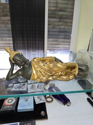 Figuras Budas Bronce.... Dorado..