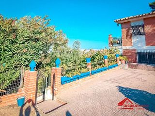 Chalet en venta en El Higuerón en Córdoba