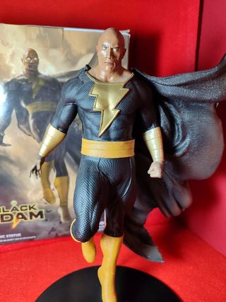 Figura Black Adam